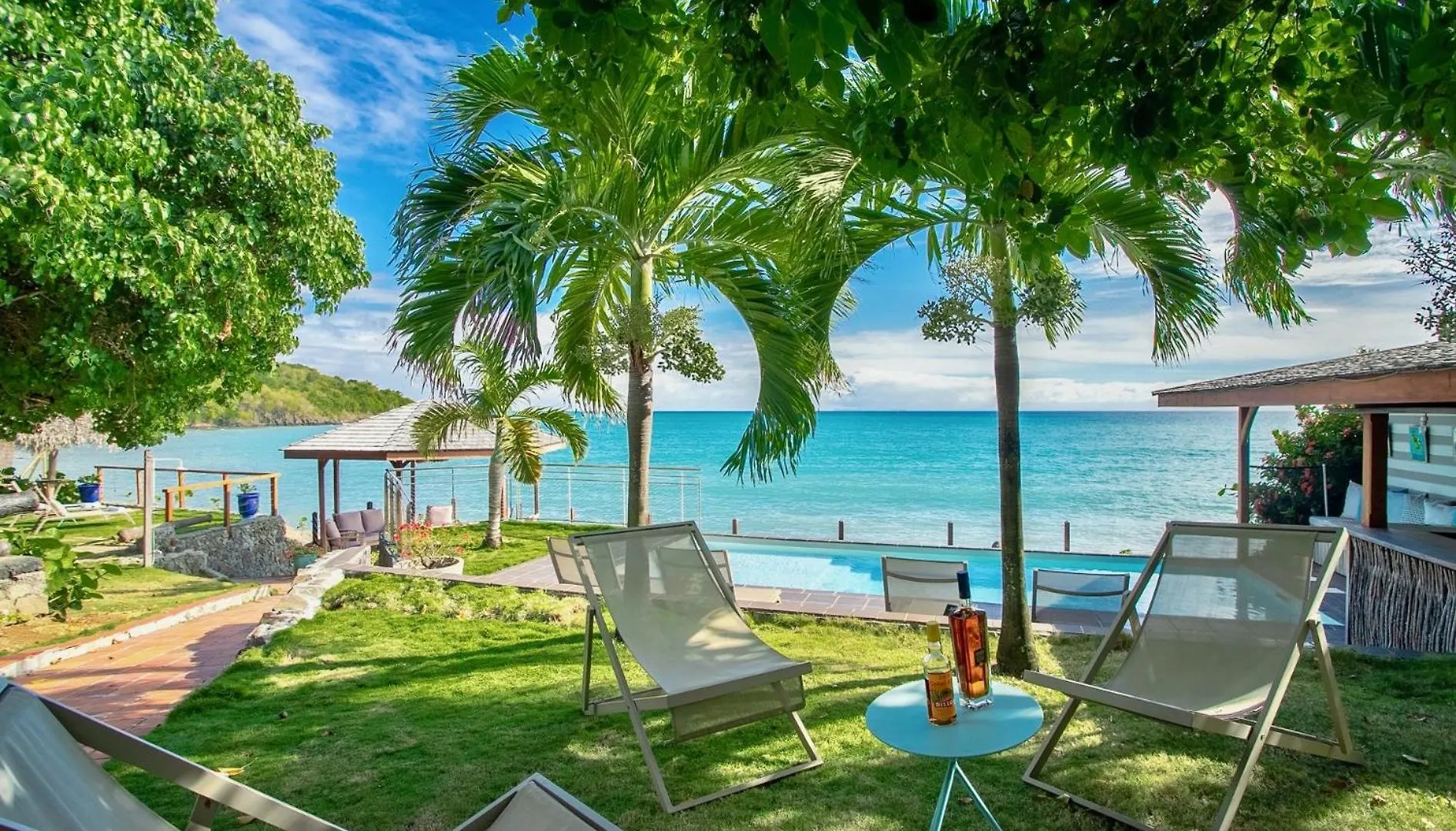 La Sirene Du Diamant, Villa De Luxe Sur La Plage,18 Personnes Le Diamant